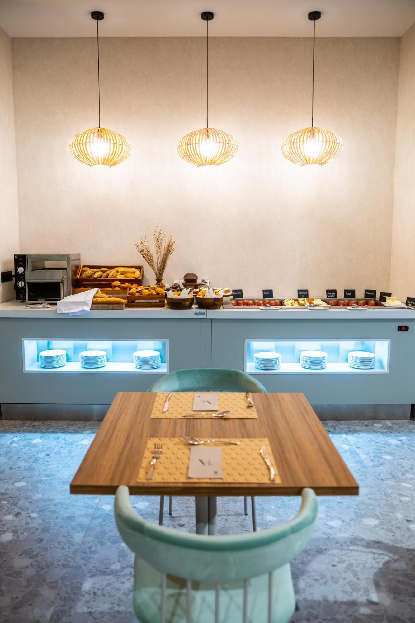 Hotel Malaga Vibes Ngoại thất bức ảnh