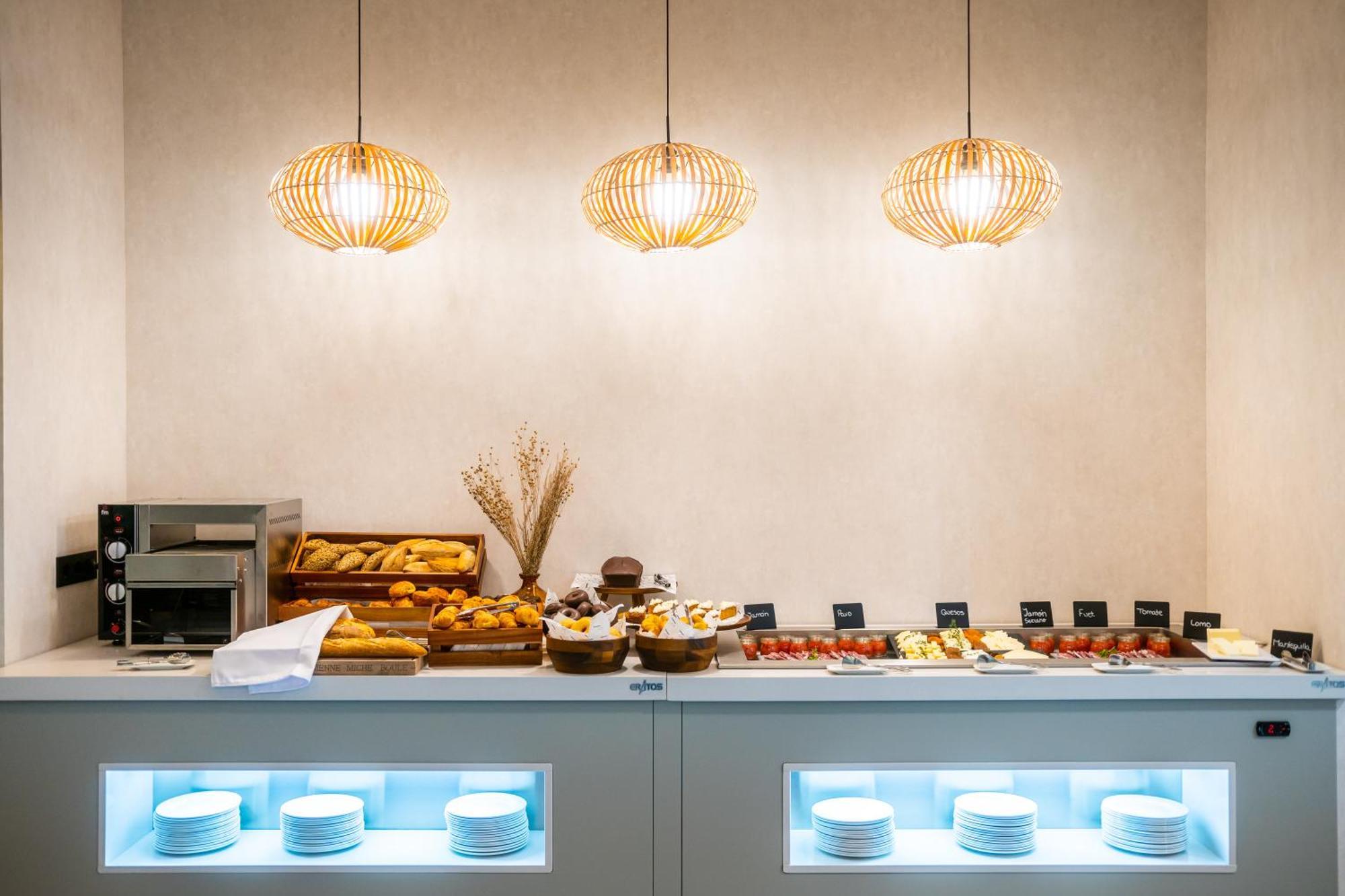 Hotel Malaga Vibes Ngoại thất bức ảnh