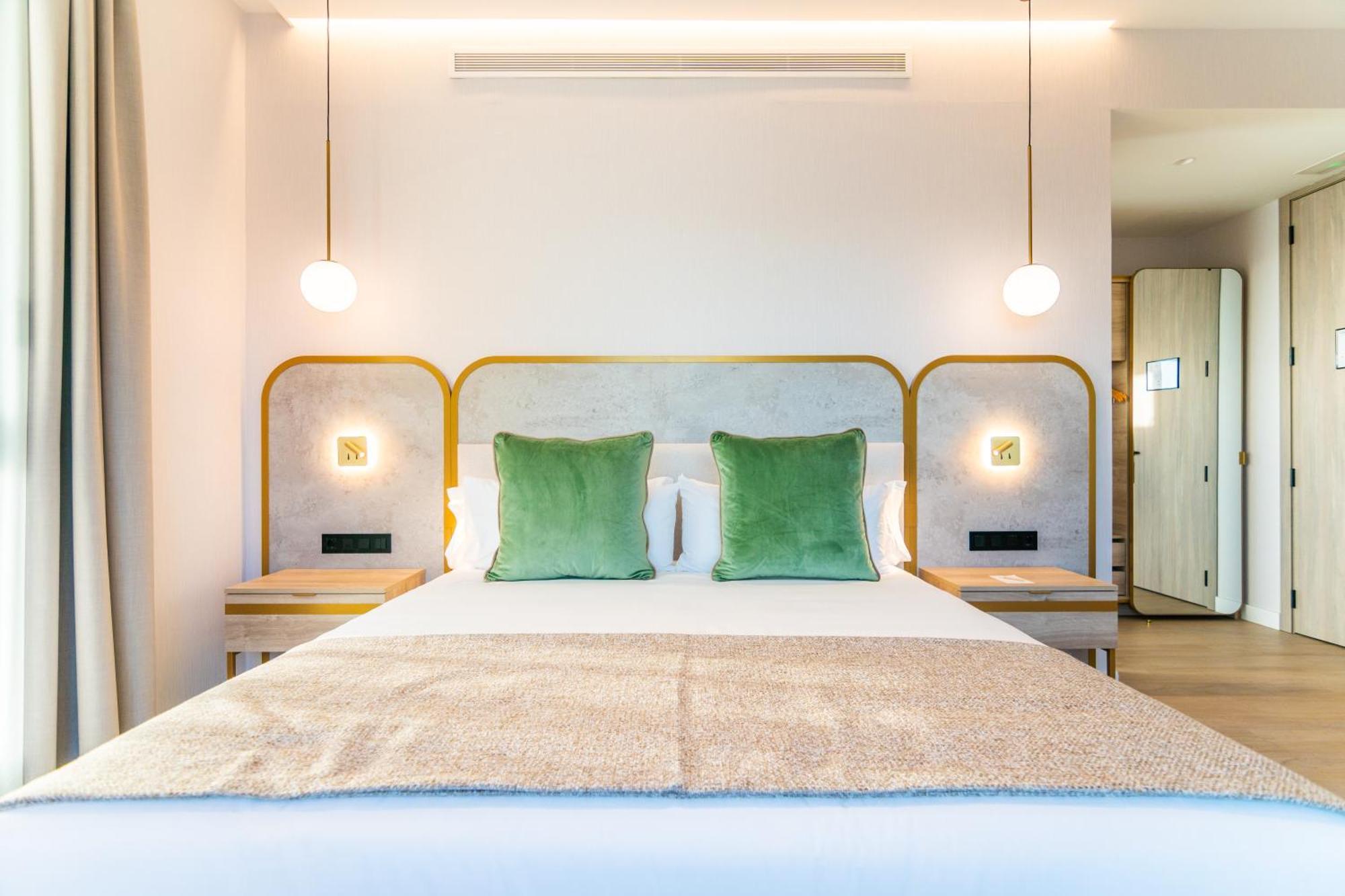 Hotel Malaga Vibes Ngoại thất bức ảnh