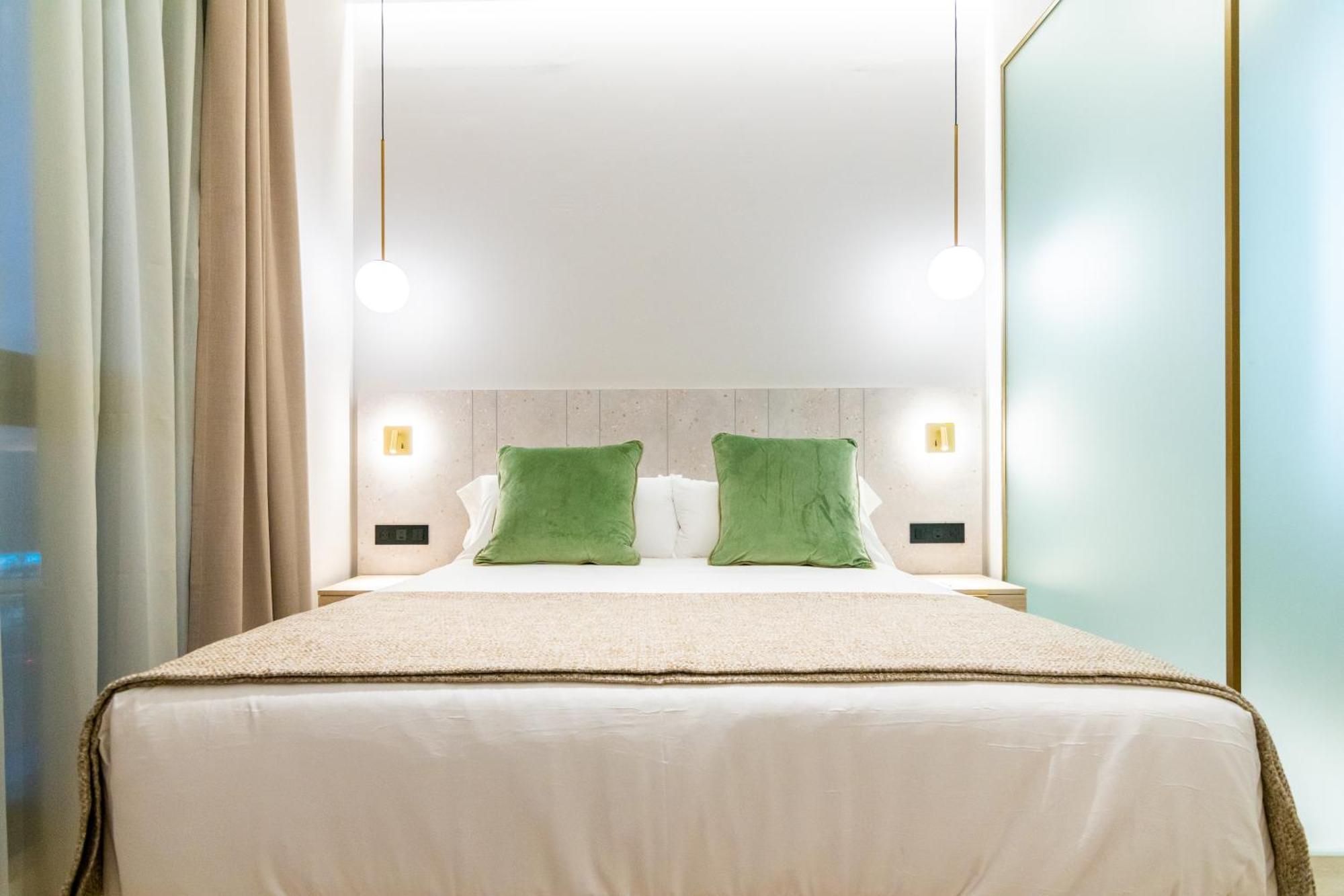Hotel Malaga Vibes Ngoại thất bức ảnh