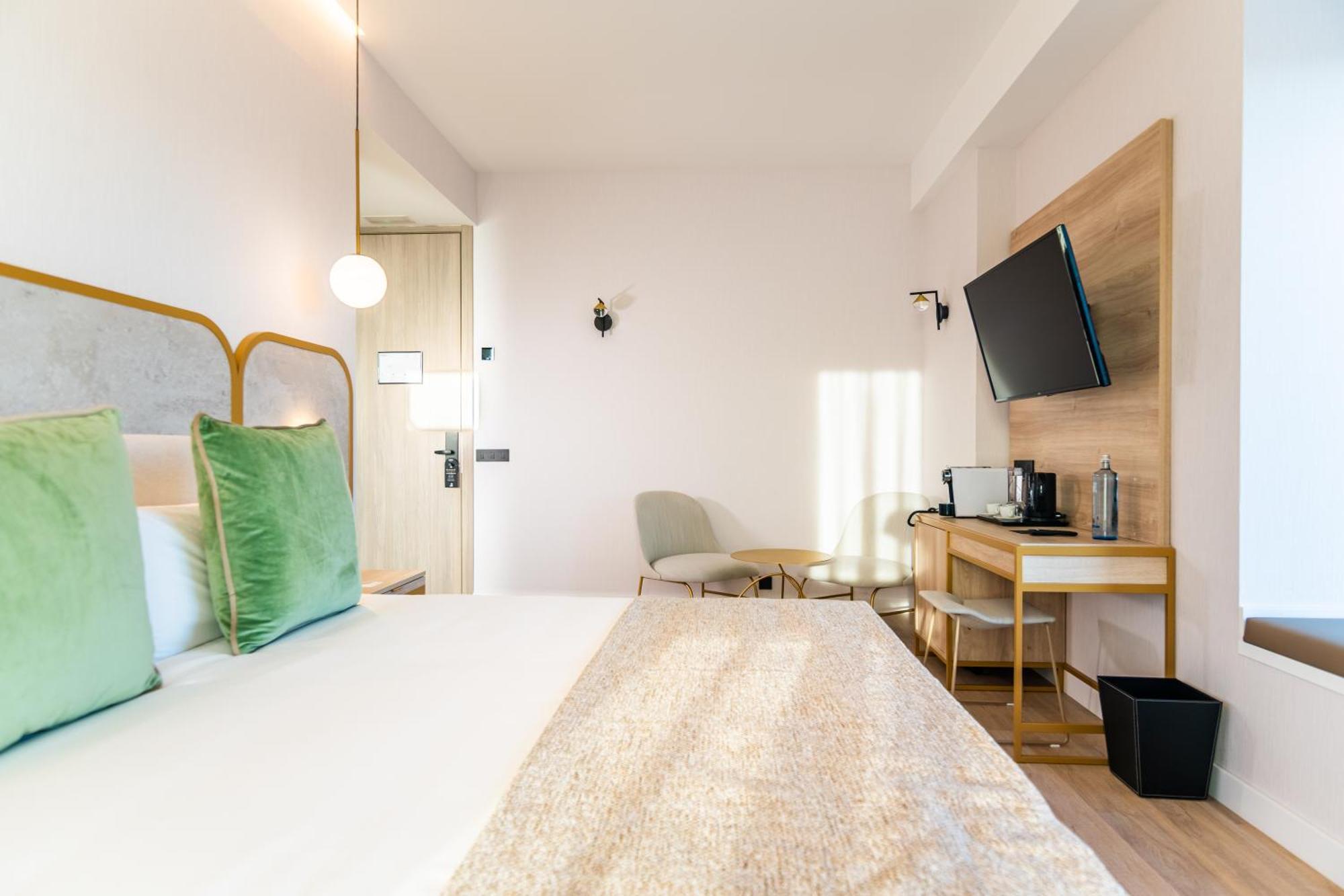 Hotel Malaga Vibes Ngoại thất bức ảnh
