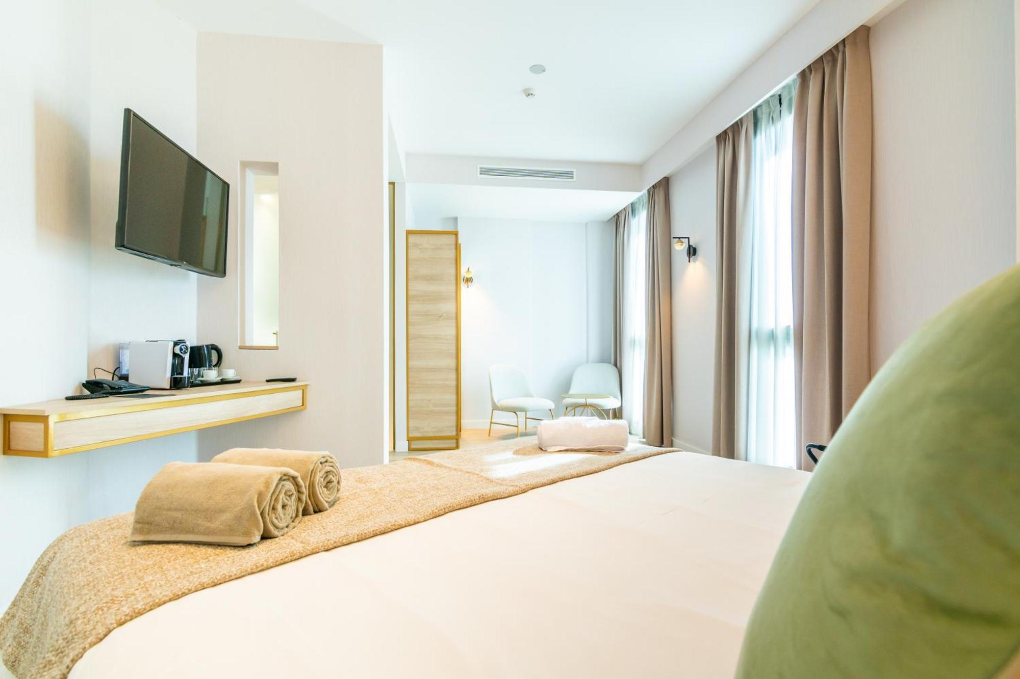 Hotel Malaga Vibes Ngoại thất bức ảnh
