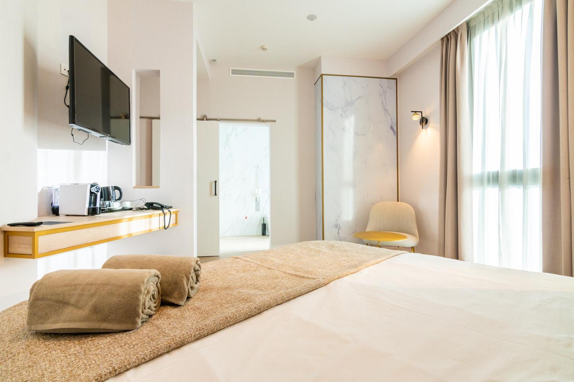 Hotel Malaga Vibes Ngoại thất bức ảnh